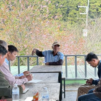 Discuss with villager about ecotourism